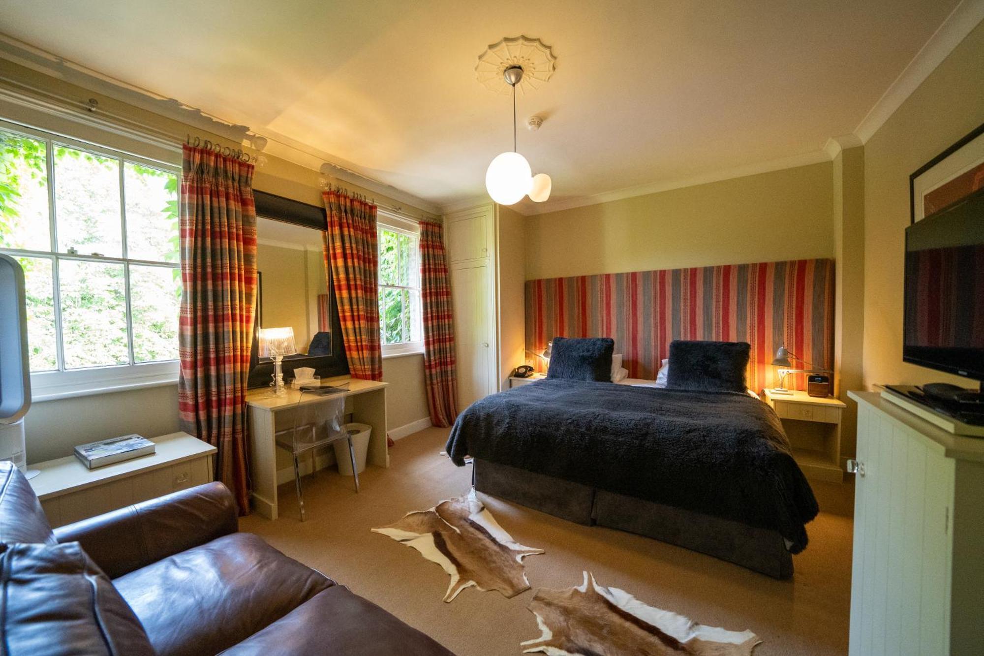 Milsoms Hotel Dedham Bagian luar foto