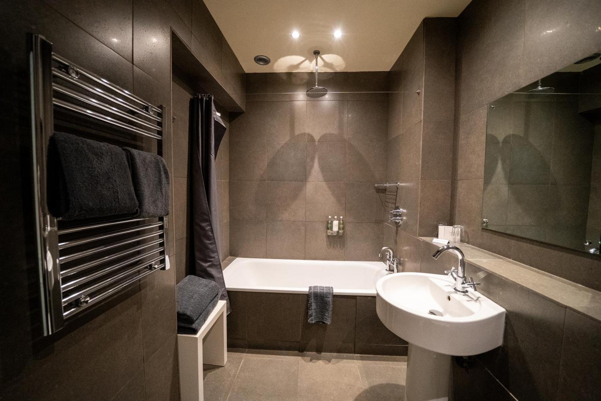 Milsoms Hotel Dedham Bagian luar foto